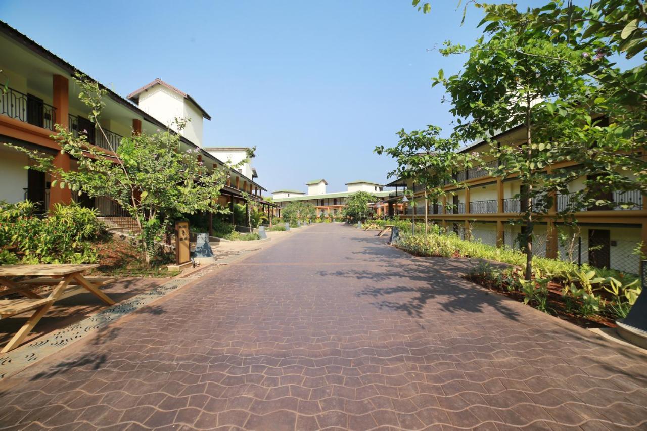 Hotel Club Mahindra Assonora Exterior foto